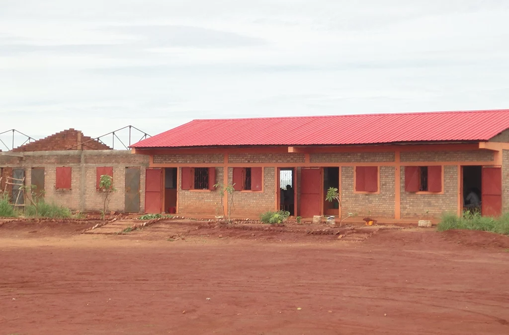 Construction de l'école maternelle de Béma